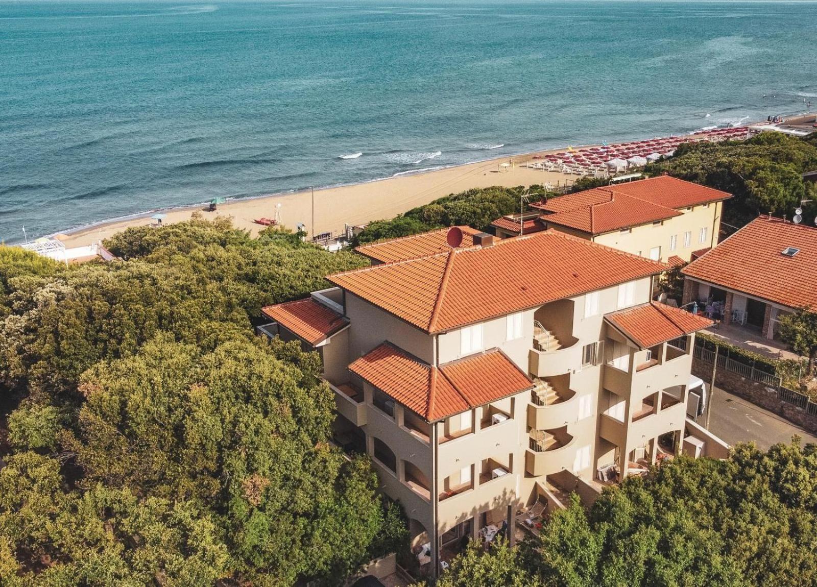 Zefiro Apartments San Vincenzo Exterior foto
